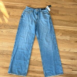 NWT Hollister Ultra High Rise Baggy Jean